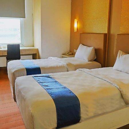 Terraz Tree Hotel Jakarta Kültér fotó