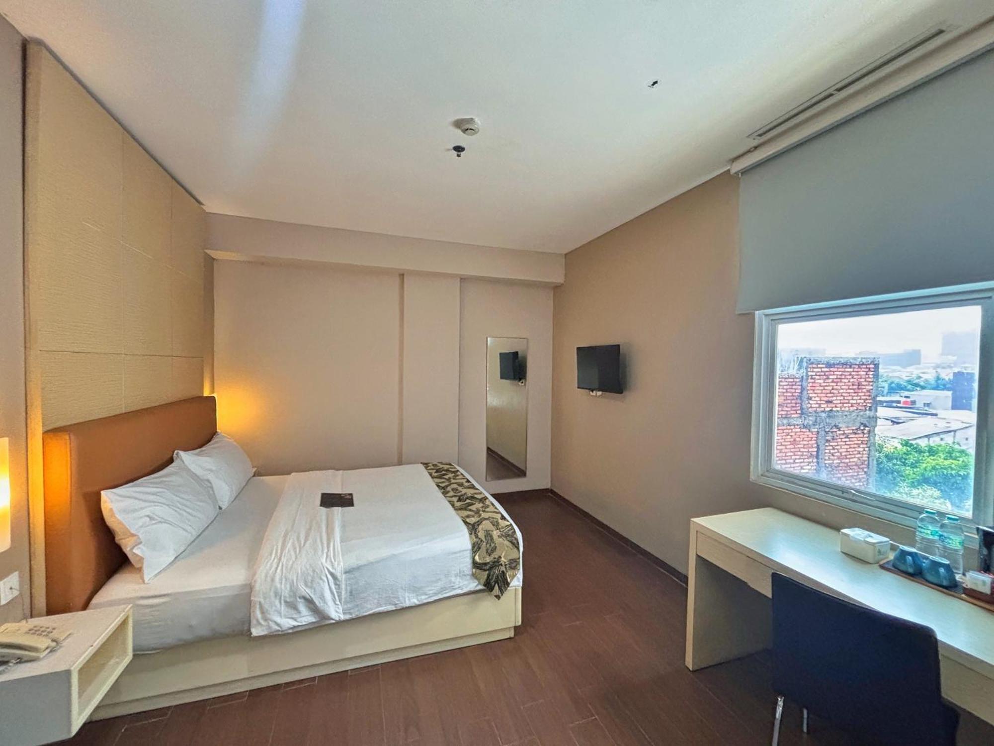 Terraz Tree Hotel Jakarta Kültér fotó