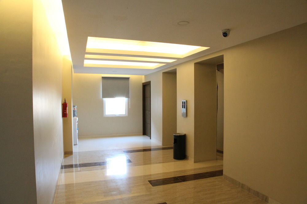 Terraz Tree Hotel Jakarta Kültér fotó